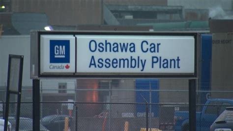 Canadian autoworkers ratify new contract with General Motors, leaving only Stellantis without deal